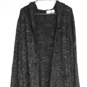 Large Women's black sweater